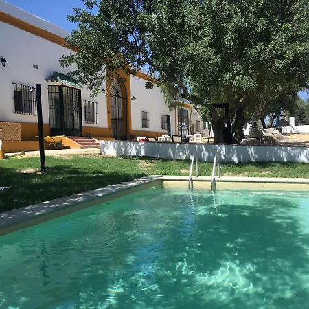Hacienda Marcharavi Hotel *