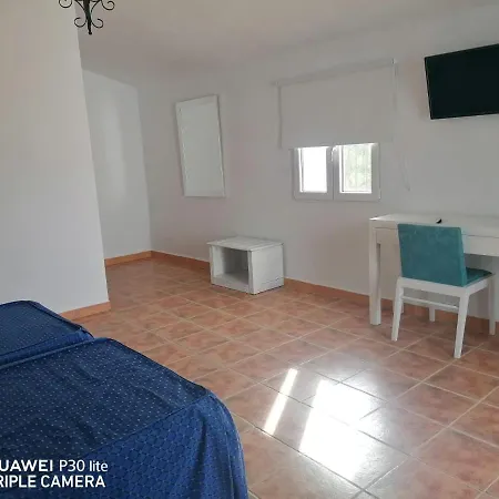 Hacienda Marcharavi Hotel *